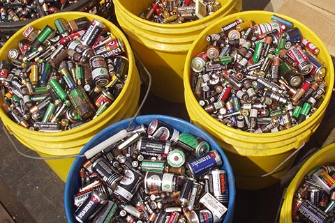 嵊泗五龙乡废旧电池回收价格表,附近回收蓄电池|铅酸蓄电池回收